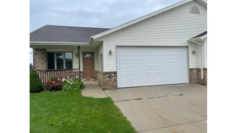 817 Ethan Allen Dr Howards Grove, WI 53083-1281 by Premier Properties Realty, LLC $170,000