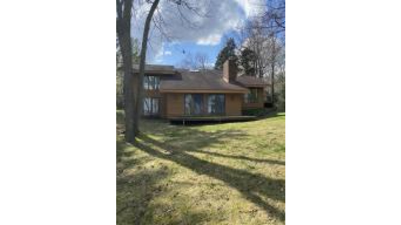 2610 N Huebner Rd Summit, WI 53066 by Berkshire Hathaway HS Lake Country $1,295,000