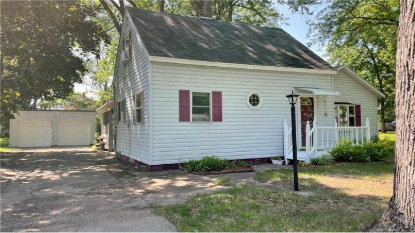 1316 Barron Street Eau Claire, WI 54703 by Northland Group Real Estate $189,900