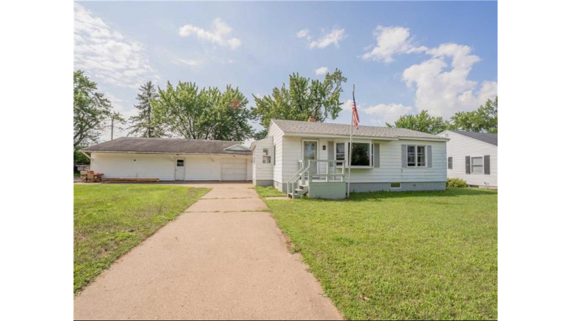 2429 Marquette Street Eau Claire, WI 54703 by Keller Williams Realty Diversified $199,000