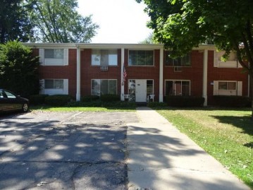 124 Whistler -8B, Freeport, IL 61032