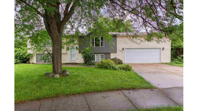 1350 Fireside Circle Oshkosh, WI 54901 by Landro Fox Cities Realty Llc $199,900