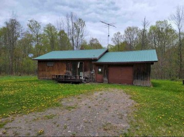 767 Moller Road, Fence, WI 54121