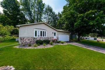 2024 Southland Lane, New London, WI 54961-2424