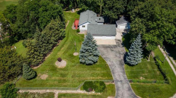 W6304 Midway Road, Ellington, WI 54944-8300