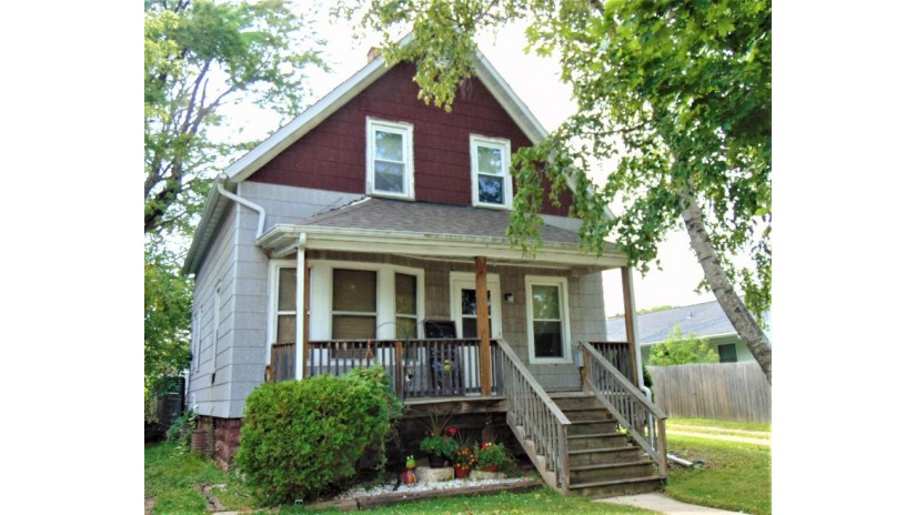 1113 Wisconsin Avenue North Fond Du Lac, WI 54937 by Klapperich Real Estate, Inc. $75,000