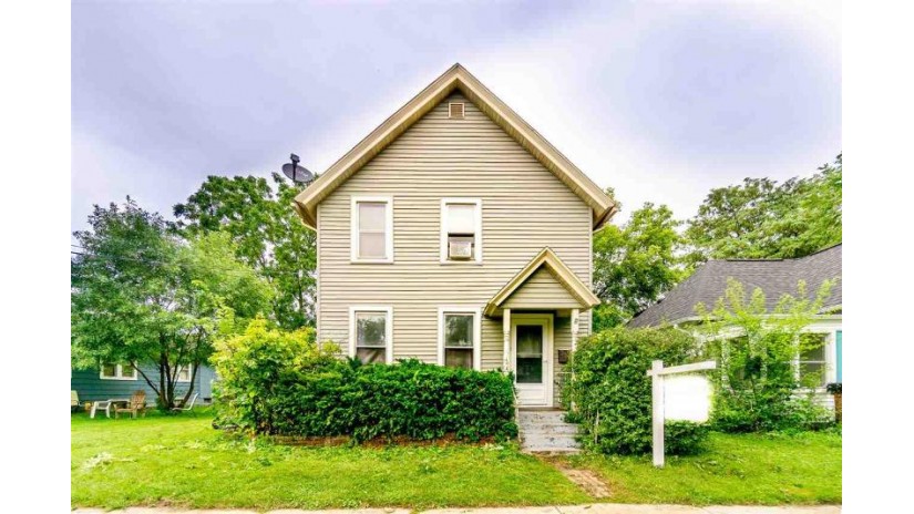 310 Van Deusen St Madison, WI 53715 by Keller Williams Realty $225,000