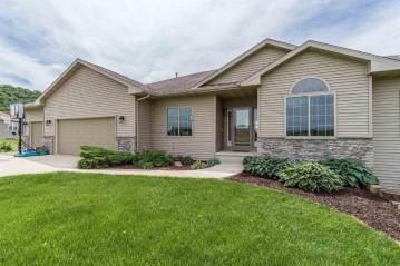 W13887 Bannan Ct, West Point, WI 53578