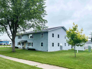 518 Williams St, Randolph, WI 53956