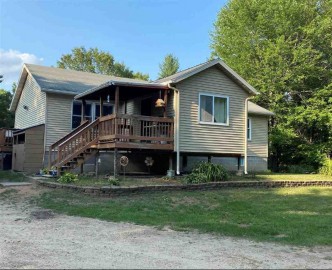 W6158 39th St, Clearfield, WI 53950