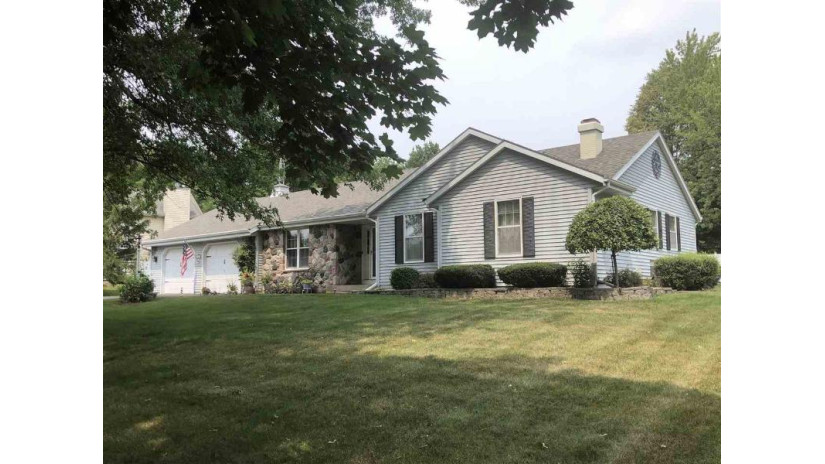 4537 E Hillcrest Dr Harmony, WI 53563 by Zuelke Real Estate Team $325,000