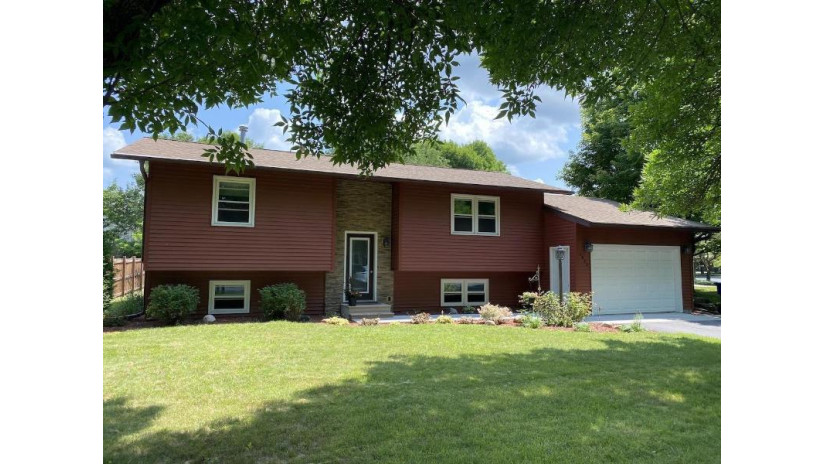 1421 Pearson Street Wausau, WI 54401 by Nexthome Leading Edge $189,900