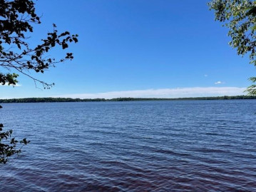 6123 Big Lake Loop Rd E, Three Lakes, WI 54562