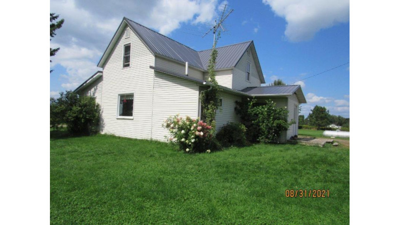 N7506 Dover Rd W Phillips, WI 54555 by Birchland Realty, Inc. - Phillips $149,900