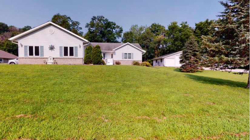 24624 9th St Trempealeau, WI 54661 by RE/MAX Results $320,000