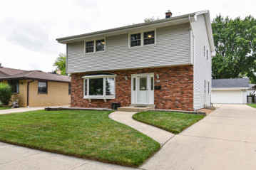 3566 S 63rd St, Milwaukee, WI 53220-1363