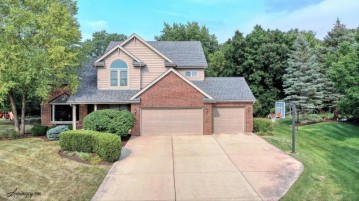 11101 233rd Ave, Salem Lakes, WI 53179