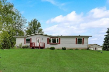 N3815 Cushman Rd, Jefferson, WI 53137