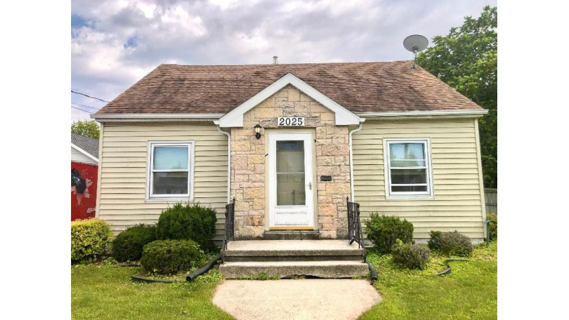 2025 29th St Two Rivers, WI 54241 by Action Realty $119,000