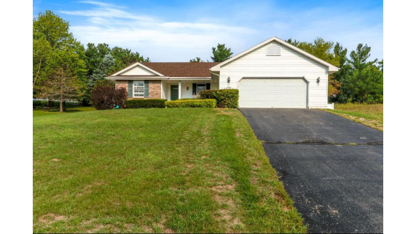 505 Arbor Ridge Dr Delavan, WI 53115 by Keefe Real Estate, Inc. $335,000