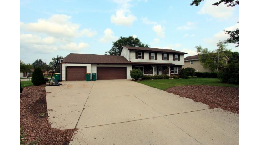 W156N10544 Jefferson Ln W156N10542 Germantown, WI 53022 by First Weber Inc - Menomonee Falls $424,900