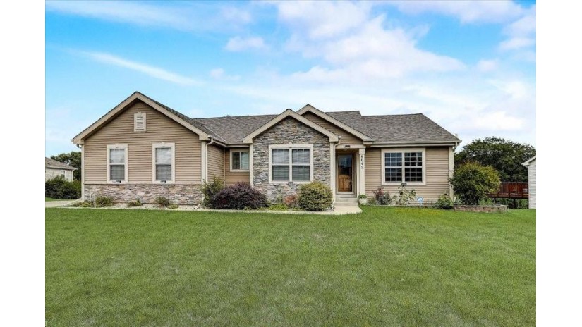 9042 Brandybrook Trl Brown Deer, WI 53223 by RE/MAX Market Place $355,000