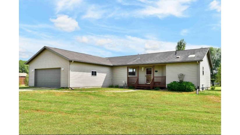 W21001 Deer Run Ln Galesville, WI 54630 by Edina Realty $230,000