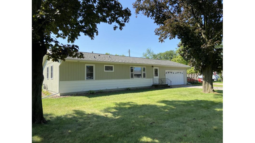 3314 Kenton St La Crosse, WI 54601 by LUX Real Estate $229,000