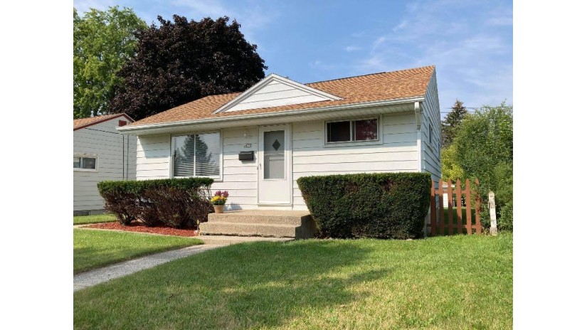 5837 N 68th St Milwaukee, WI 53218 by EXIT Realty Horizons-Gmtwn $98,000