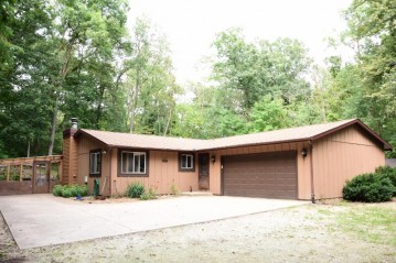 W1342 Woods Dr, Sullivan, WI 53137-9774