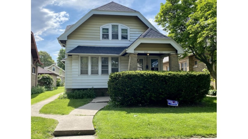 2829 N 55th St 2831 Milwaukee, WI 53210 by Shorewest Realtors $120,000