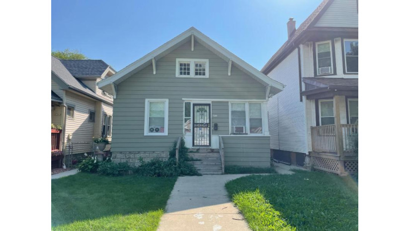 4722 N 30th St Milwaukee, WI 53209 by Rockmor Realtors, LLC $59,900