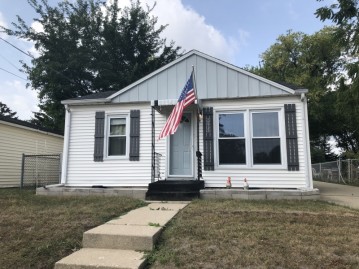 2052 Indiana St, Racine, WI 53405-3651