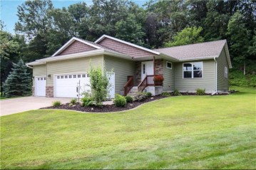 520 Otter Creek Place, Altoona, WI 54720