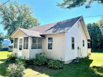 W7515 County Road O, Arkansaw, WI 54721