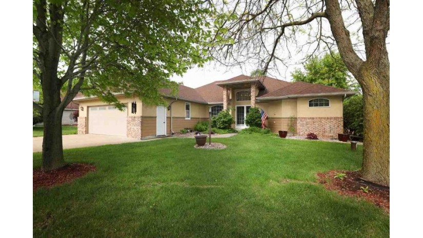 N3535 Bean City Road Mukwa, WI 54961 by Coldwell Banker Real Estate Group $419,900