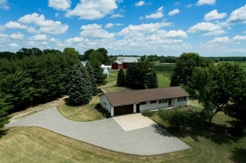 W10431 Cedar Road, Dale, WI 54940