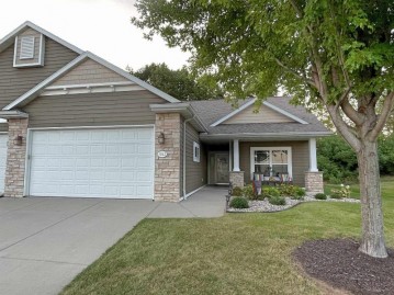 1762 Copperstone Place, Fox Crossing, WI 54956-1406