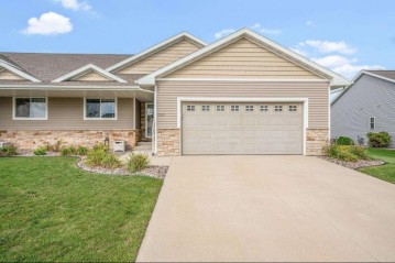 2521 W Crais Court, Ledgeview, WI 54115