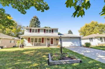 865 Alta Street, Howard, WI 54313-6925