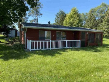216 Grouse Dr, New Haven, WI 53920