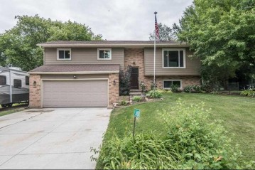 3408 Kuehling Dr, Blooming Grove, WI 53558