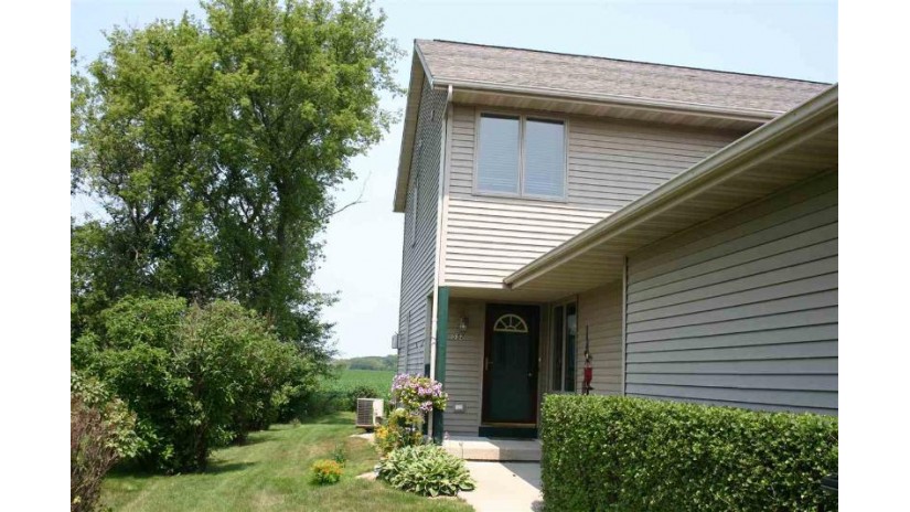 552 Rivendell Dr Milton, WI 53563-1062 by First Weber Inc $229,900