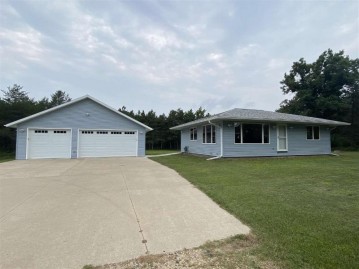 2517 6th Ave, New Chester, WI 53936