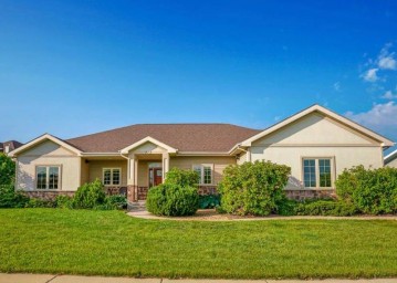 317 W Whispering Pines Way, Verona, WI 53593