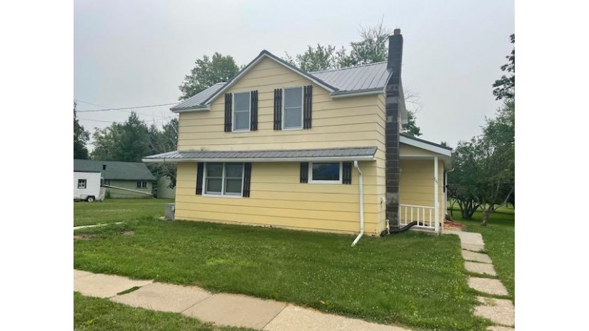 65 Sylvia St Platteville, WI 53818 by Tim Slack Auction & Realty, Llc $160,000