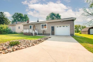 330 2nd St, Star Prairie, WI 54005