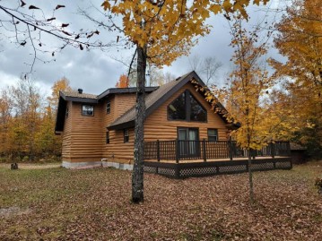 N16271 Cys Dr, Fifield, WI 54552