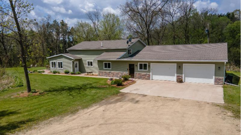 N14817 Hogden Rd Caledonia, WI 54630 by New Directions Real Estate $389,900