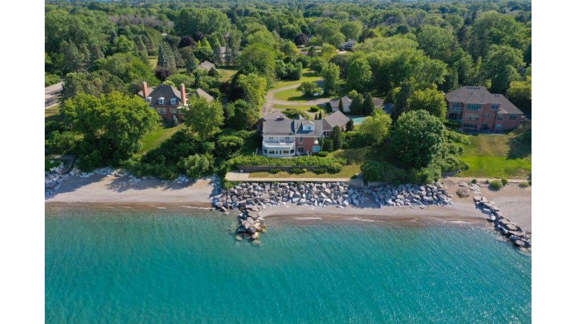 5357 Hunt Club Rd Wind Point, WI 53402-2336 by Mahler Sotheby's International Realty $1,395,000